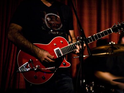 Live - 10/20/09 at The Ruby Room (Photo by Melodee Gentry Bosna)
