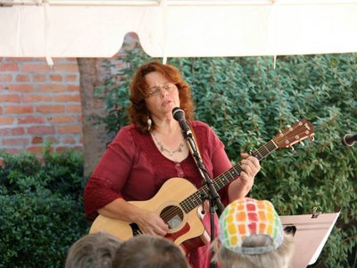 2014 Lake County Folk Festival Funny Song Contest. Photo by John L. Alison for the photo!