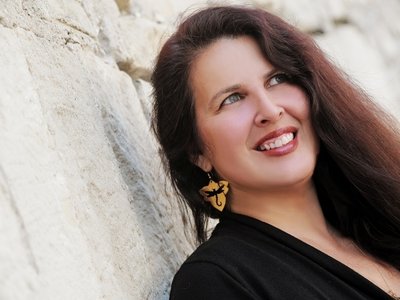 Brenda Lewis, Jazz/Roots Vocalist photo