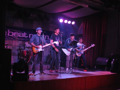 Glue Band JKT Official Page's photo