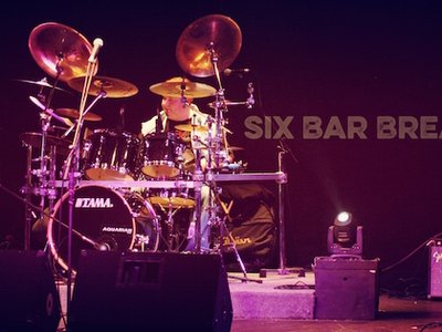 Six Bar Break photo