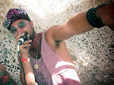 Mic Rockin
