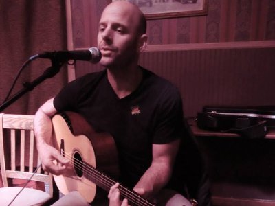 Playing a friend's Ryan at The Oxford Saloon.