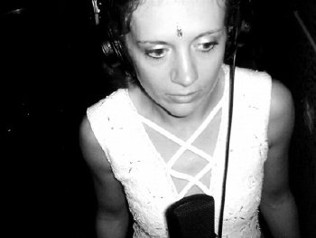 Artemis on the mic