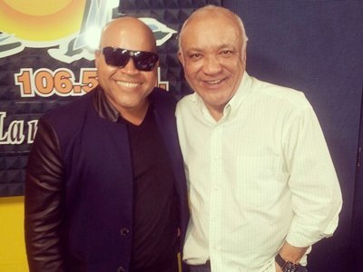 Aqui con esta leyenda radial y televisiva de RD, Jochy Santos de "El Mismo Golpe"