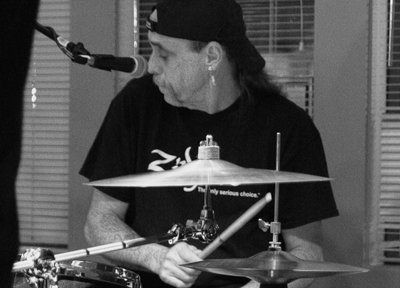 Old Biker groovin