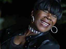 Veronica Brown photo
