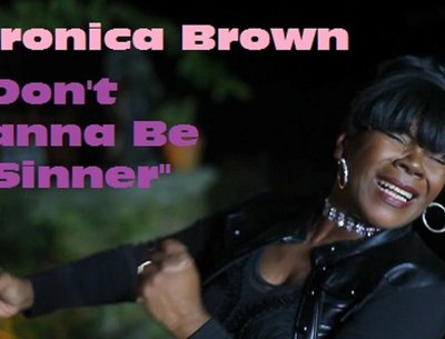 Veronica Brown photo