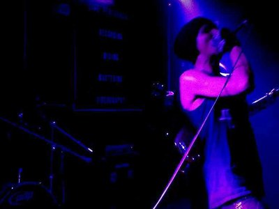LIVE AT DUSTHALL