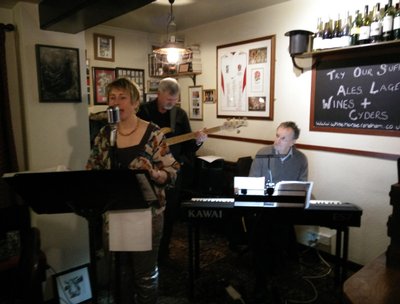 3-piece band at the White Horse Rendham