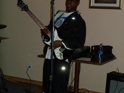 Live @Lu Lu's Bar Plato MN