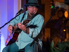 Robert Daniels - Songwriter photo