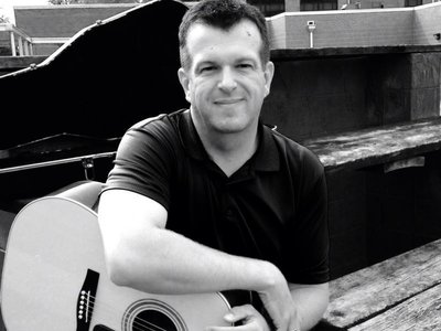 Chris Long photo