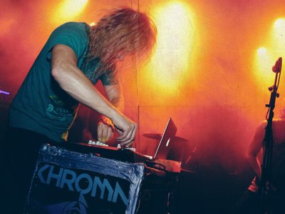 Khroma photo