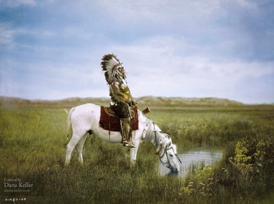 Red Hawk and his horse in 1905
