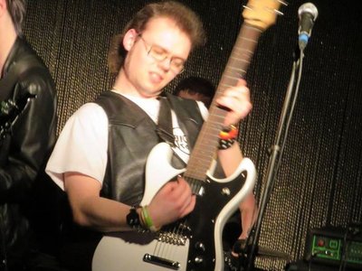 Johnny Crabb photo