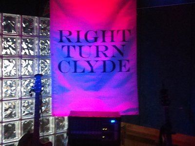 Right Turn Clyde photo