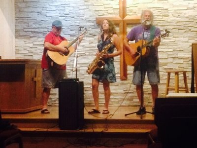 The Fintztones at the Church of the Pacific, Princeville, Kaua'i