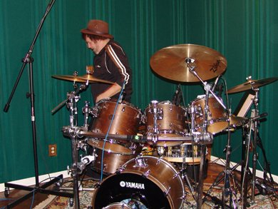 Eddie Bayers, drums