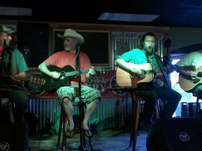Songwriters In the Round Sleepy Owl Brewery Kingsport, TN. Chris Long, Quentin Horton, Adam Lawson,