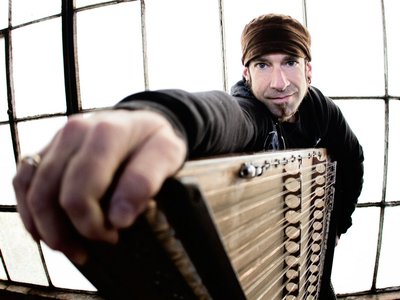 Jamie Janover with custom extended-range chromatic hammered dulcimer...