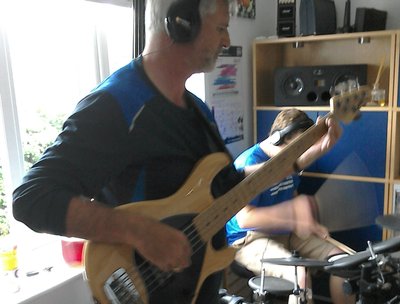 Diz giving it some fundamental frequencies