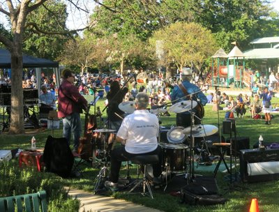Davis Farmers Market Picnic in the Park April 2015