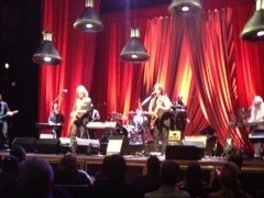 THE DUO THAT INSPIRED ME TO WRITE - HALL AND OATES IN AKRON OH 6/25/2015