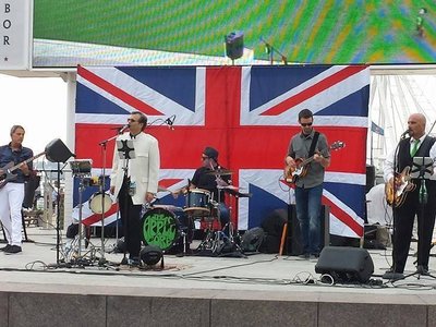 The Apple Core at National Harbor's Friday Night Live Concert Series