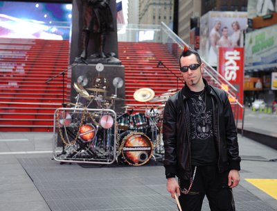 Drumageddon Manhattan - Drummer Uses Times Square Itself as Own Drumset