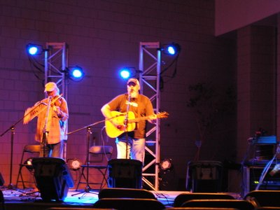 Songwriter Showcase with Dwight