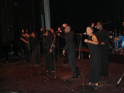 SWP on one accord while praising the Lord with they're whole heart!