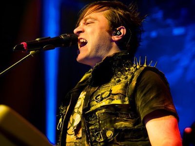 Vox / Keys at Three Days Grace