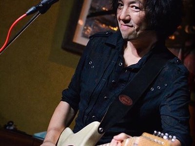 Toshi Yanagi photo