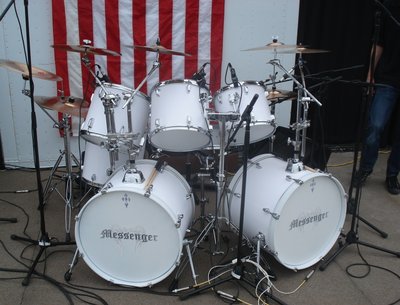 White Drum Kit 2016