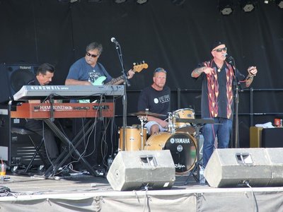 2015 Greenbelt Labor Day Festival with guests Sam Paladino (keys) and Robert Frahm (guitar).