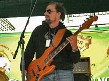 #GARYNOVAK Gary Novak, bass