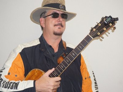 Mike Contoni photo