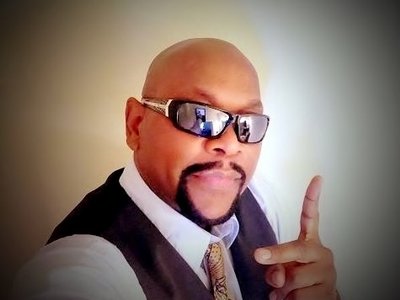 Calvin henderson photo