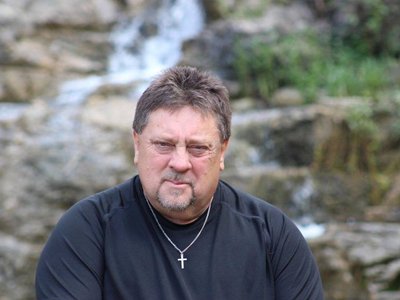 Robert Russell photo
