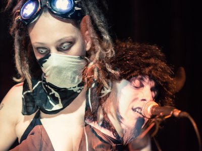 ManifestiV photo
