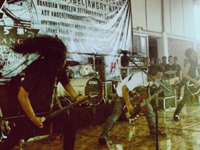ASH ANGER photo