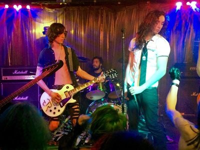 Everybody please welcome the newest member of SE7EN DEAD Logan Barsell on Rhythm Guitar