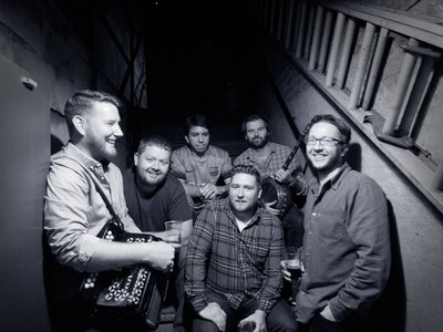 The Narrowbacks photo