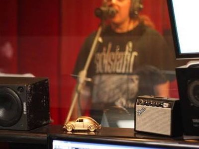 Recording 'Closed to the light'