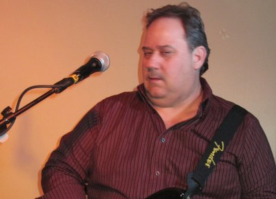 Ed McKibbin Guitar / Vocals