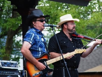 Tom Colton & Ray Henaughan