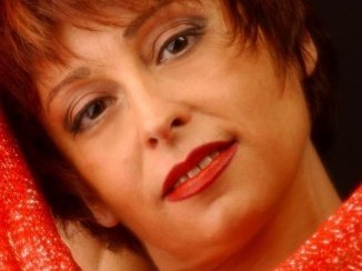 Manuela Bravo Glamour