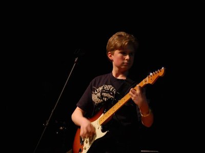 Fuse lead guitarist Devin Streight