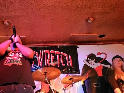 Gutwretch photo